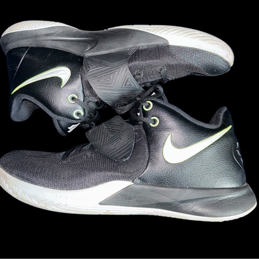 Nike Kyrie Flytrap 3 Black Volt